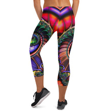 Load image into Gallery viewer, Spiral Shell Capri Leggings