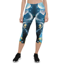 Load image into Gallery viewer, Beautiful Butterfly Capri Leggings