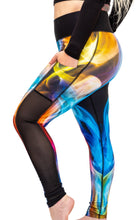 Load image into Gallery viewer, Mystic Smoke leggings with No roll, Tummy tucking waistband and pocket.
