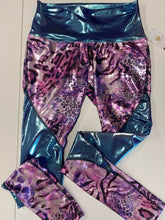 Load image into Gallery viewer, Pink Zebra High Waist Water Legging
