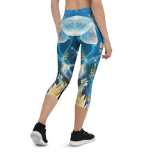 Load image into Gallery viewer, Beautiful Butterfly Capri Leggings
